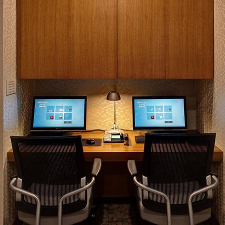 Springhill Suites By Marriott Wichita Airport Exterior foto