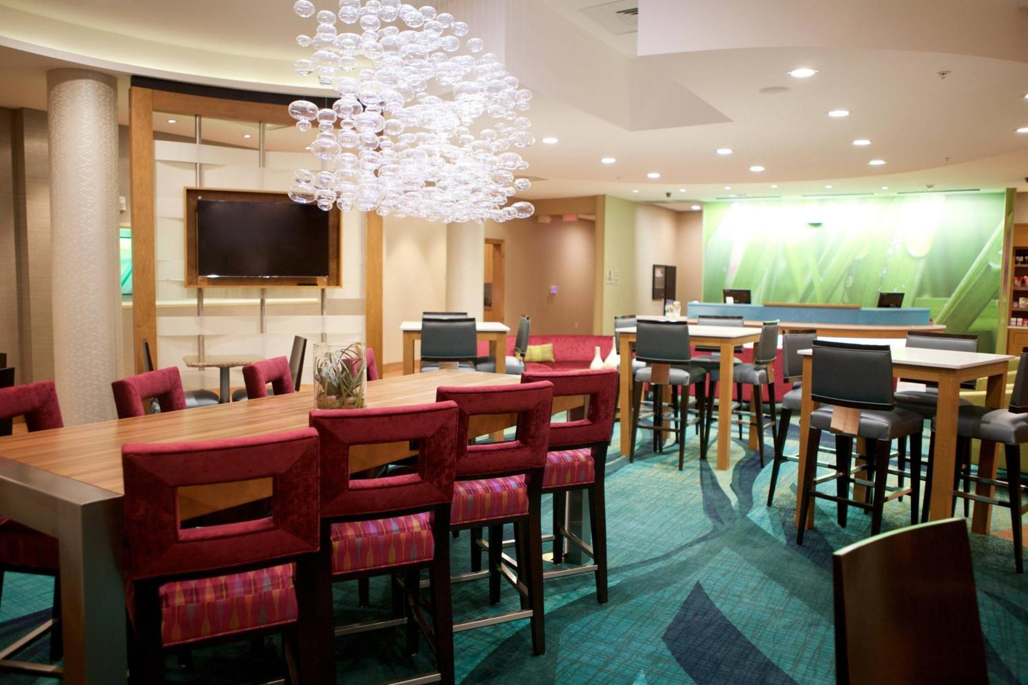 Springhill Suites By Marriott Wichita Airport Exterior foto