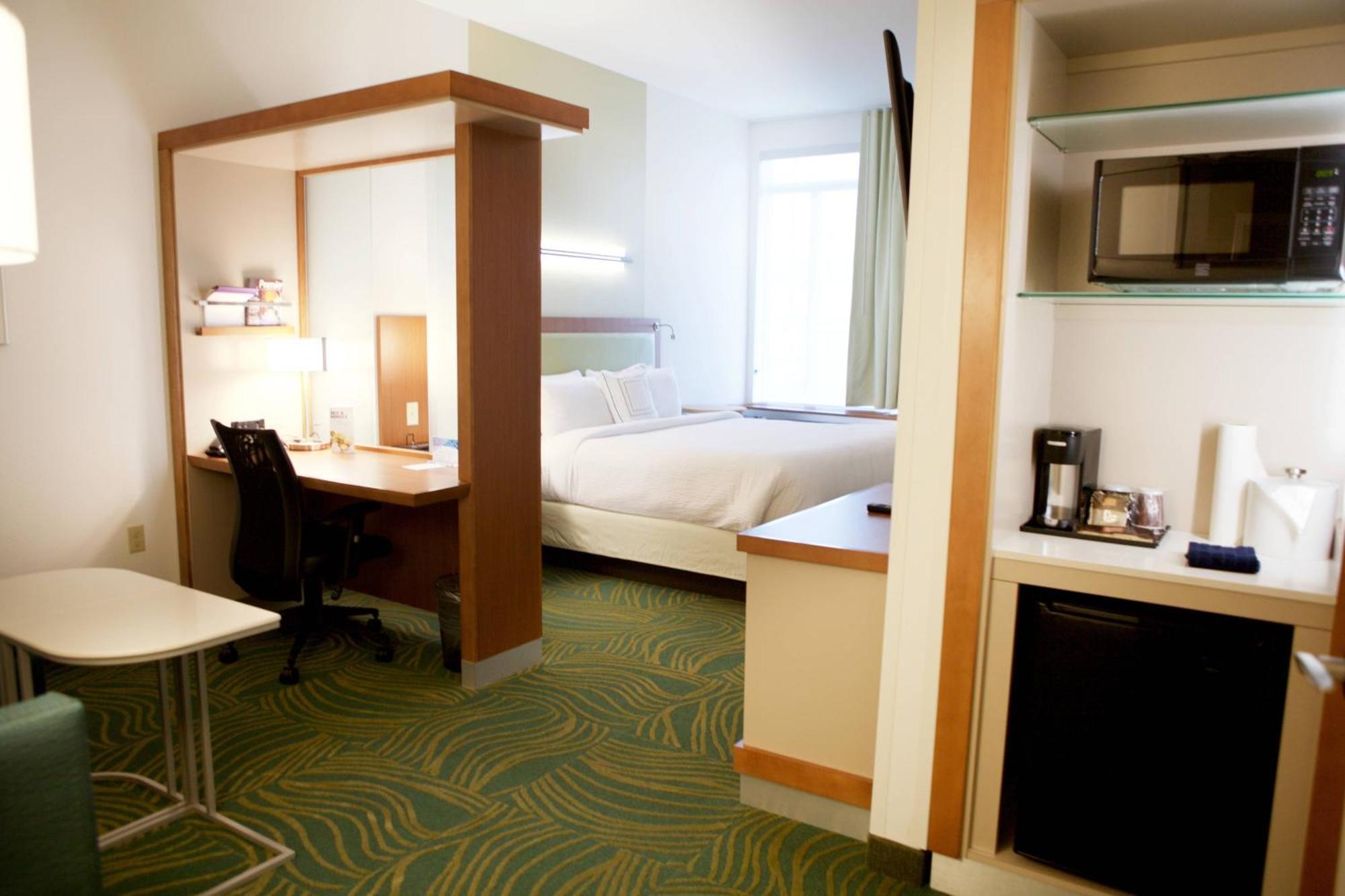 Springhill Suites By Marriott Wichita Airport Exterior foto